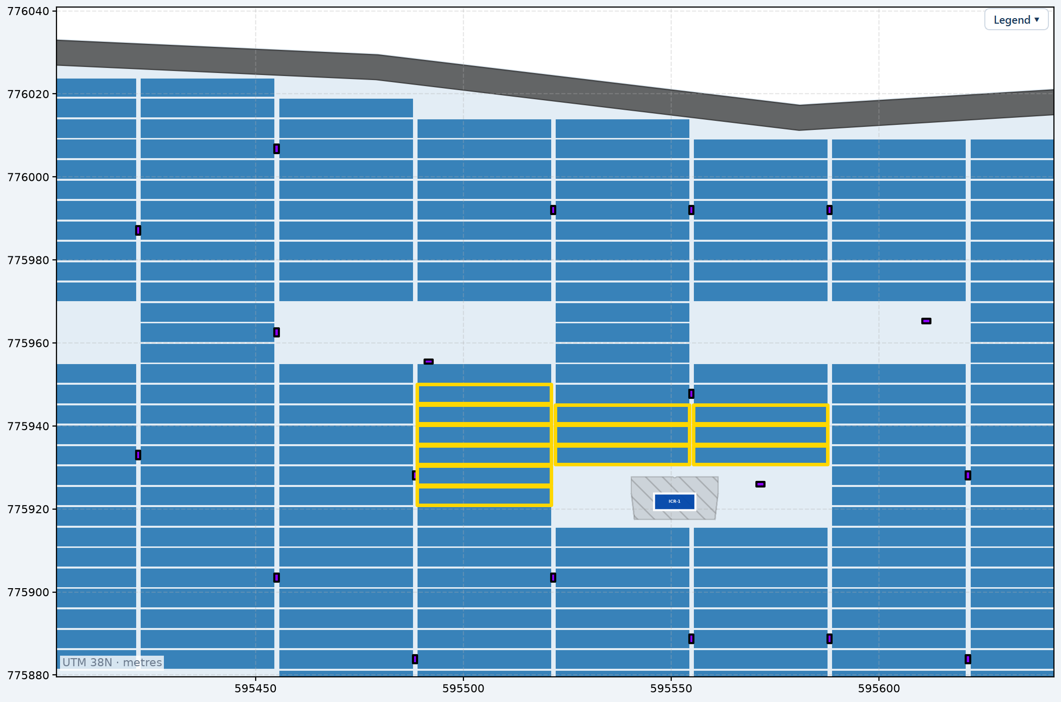 A zoomed plot with a block of tables highlighted in gold as the current selection.